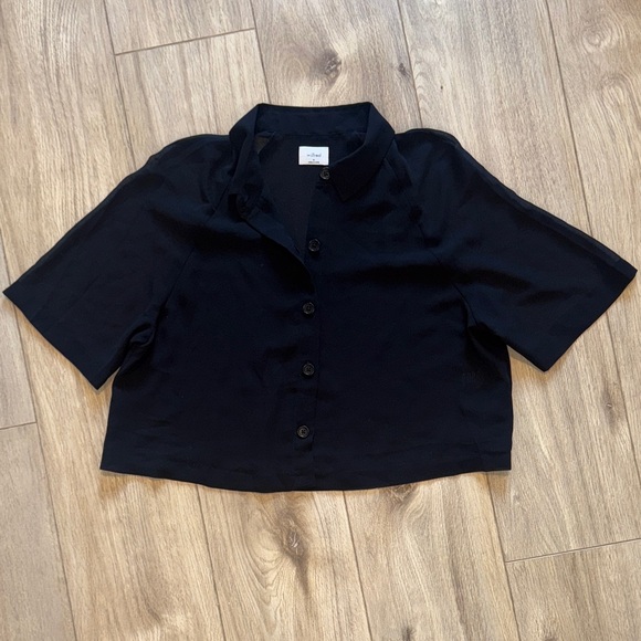 WILFRED Black Cropped Short Sleeve Button Down Top Chiffon Style Blouse NWOT - Picture 1 of 3